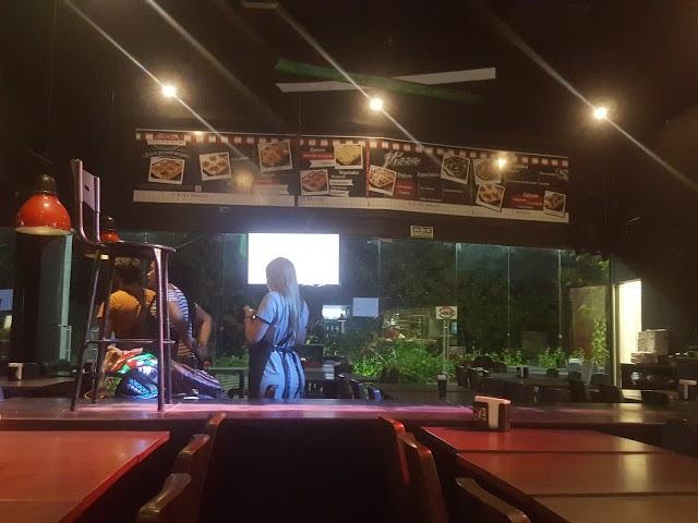 Deluchi Pizza Por Metro